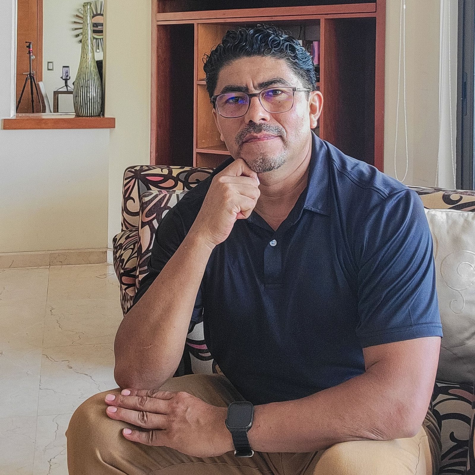 Profile photo of agent Neft Román