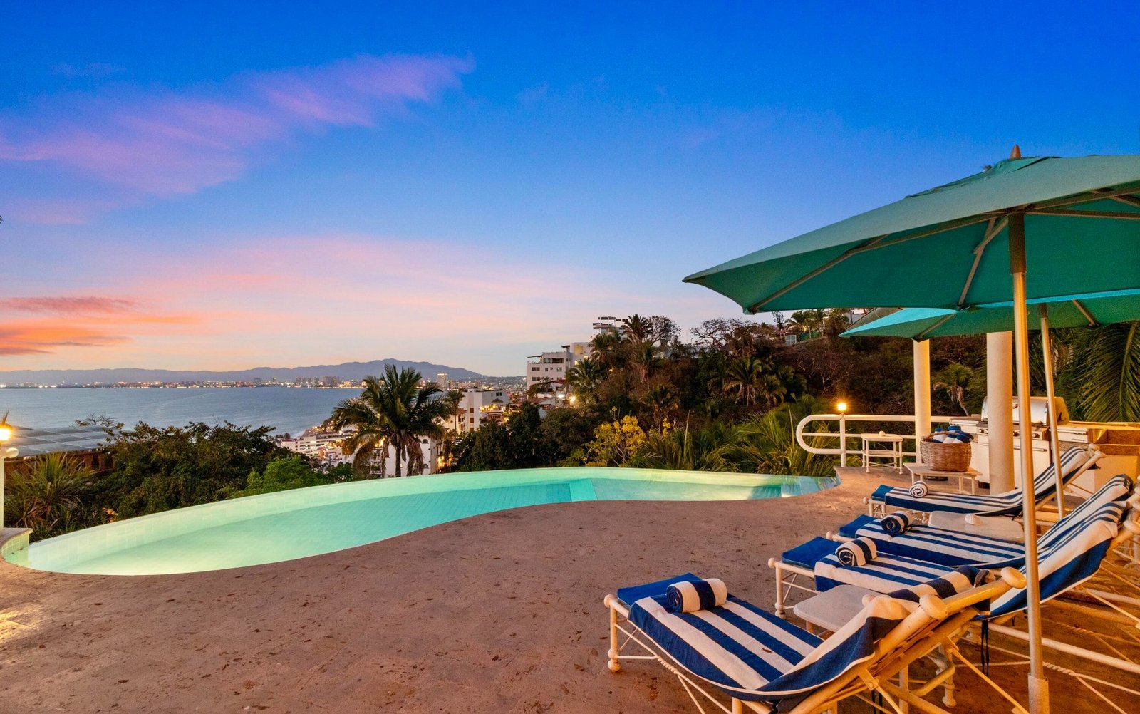Villa Francisco, South Shore · Ocean views, Puerto Vallarta (2)